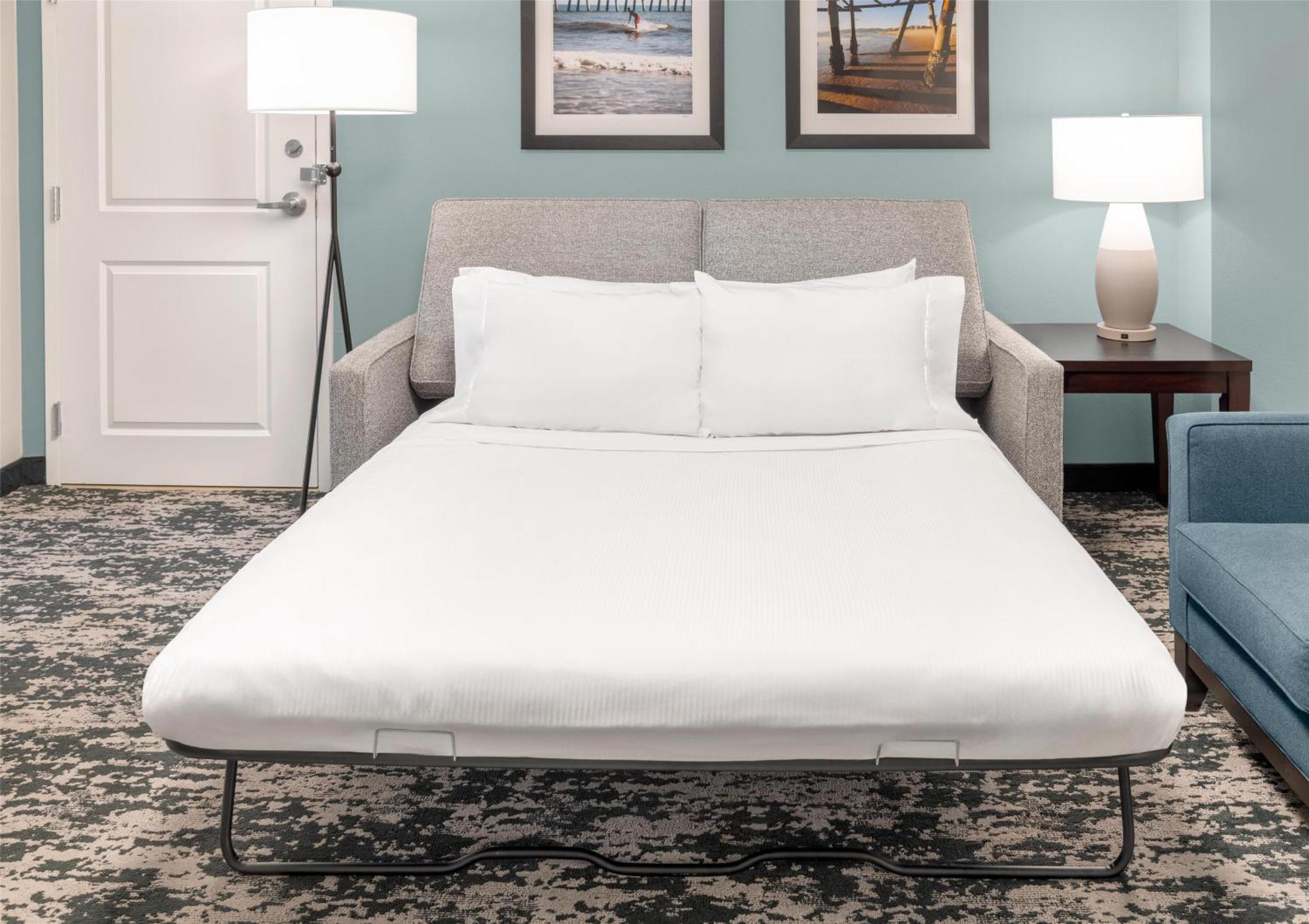 Embassy Suites Fort Myers - Эстеро Экстерьер фото